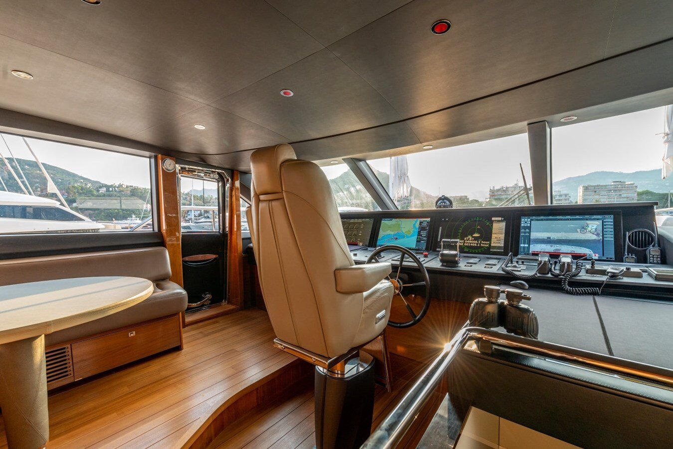 2017-princess-yachts-115-4-ff2306