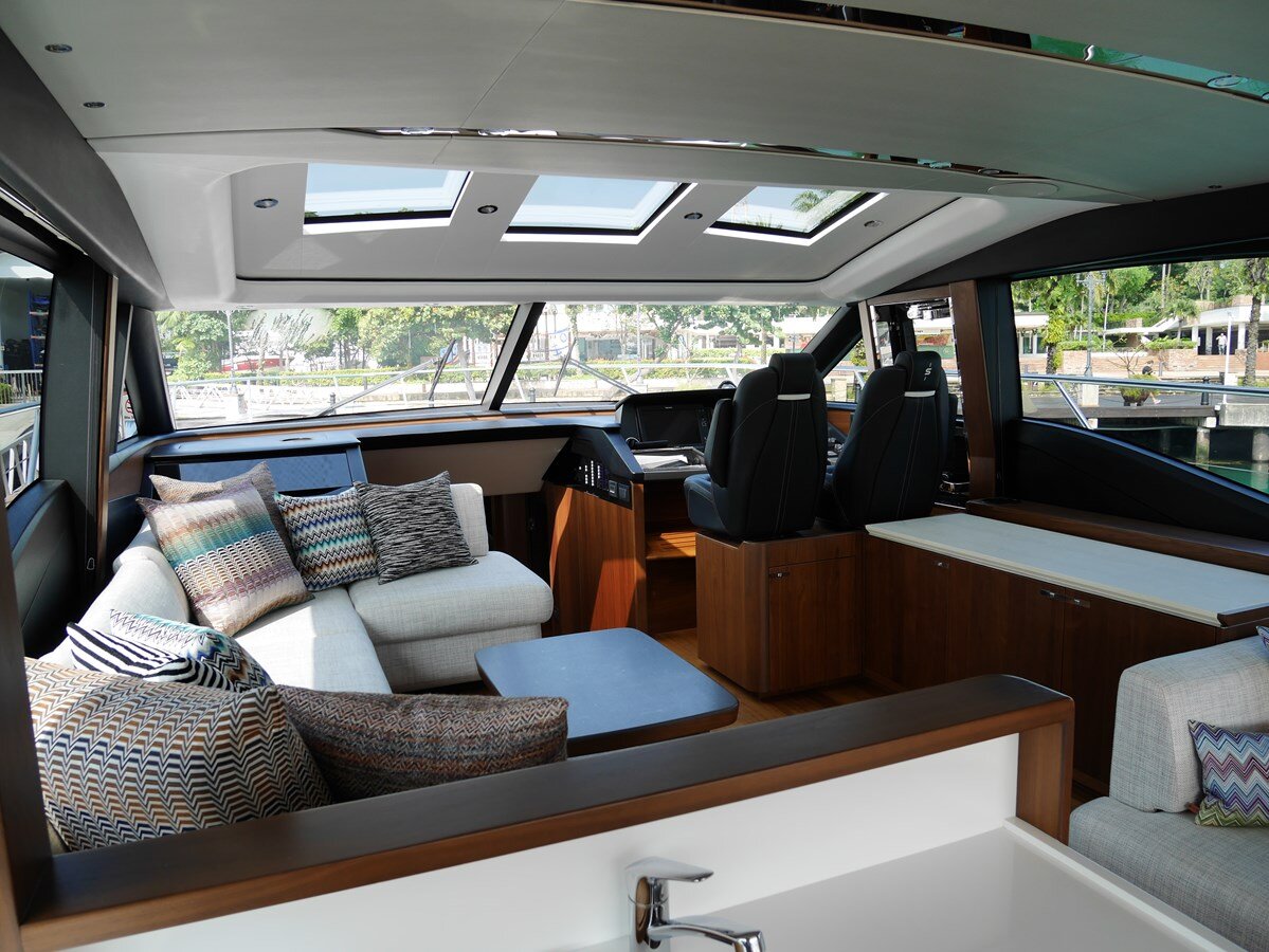 2017-princess-yachts-66-10-c7d922