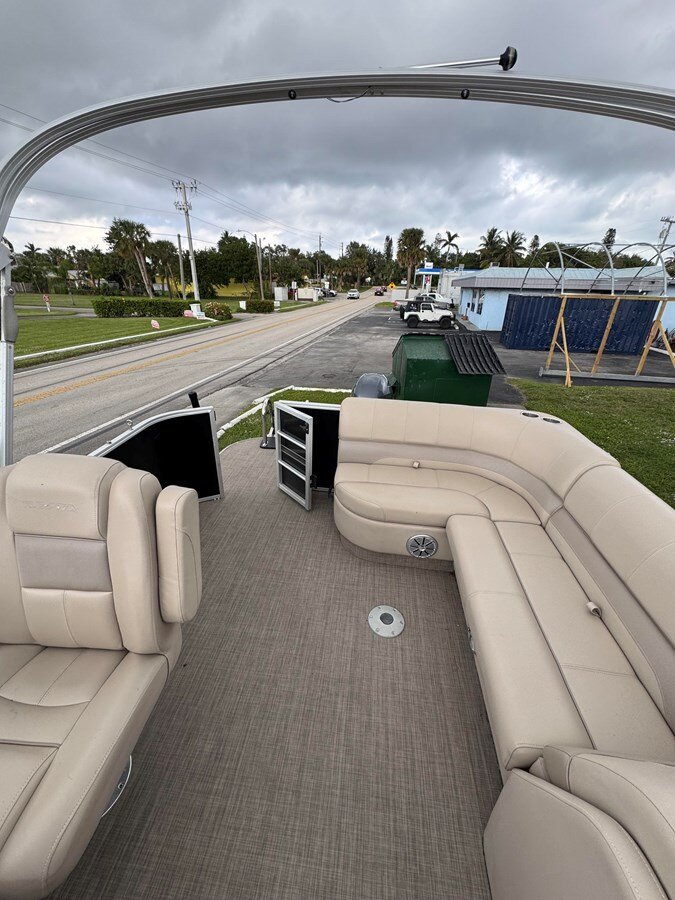 2017-ranger-boats-20-5-f43e7d