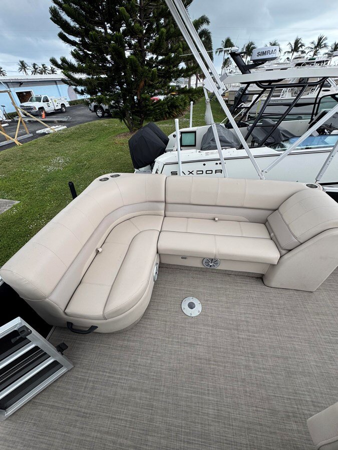 2017-ranger-boats-20-5-f43e7d