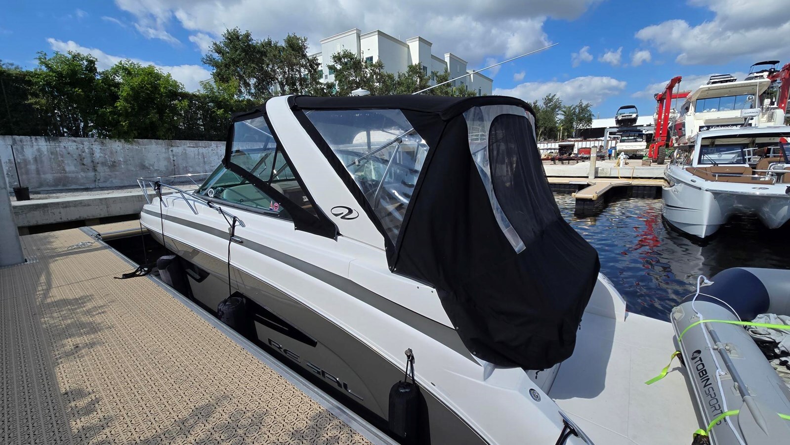 2017-regal-32-6493b6