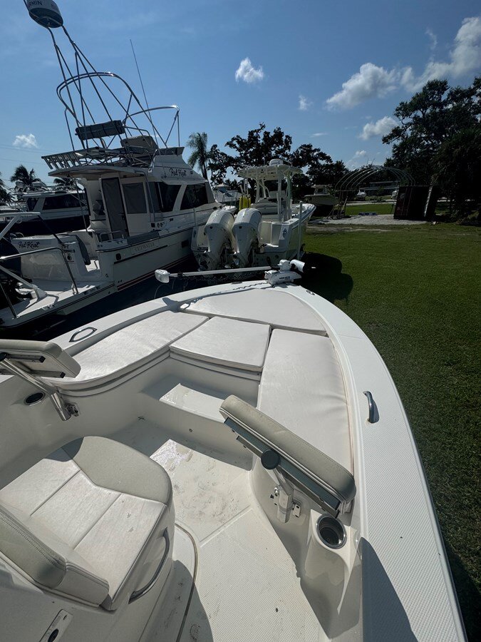 2017-robalo-22-6-c5b27e