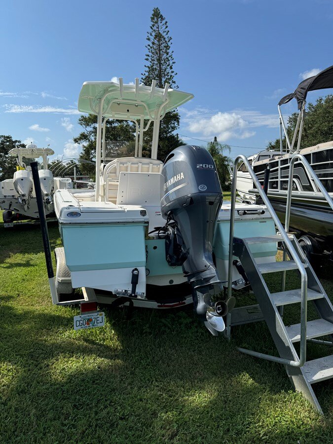 2017-robalo-22-6-c5b27e