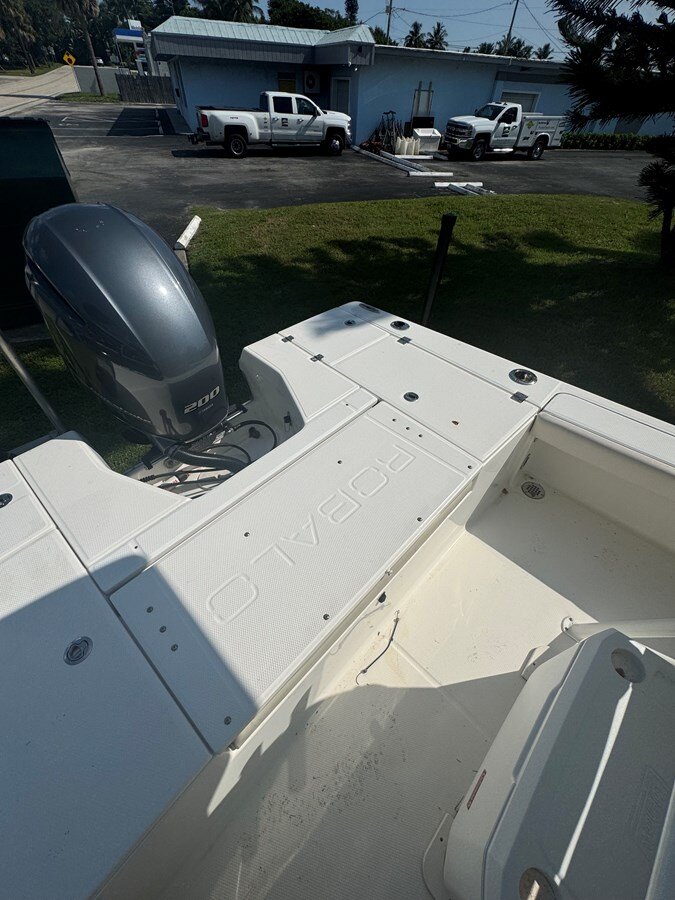 2017-robalo-22-6-c5b27e