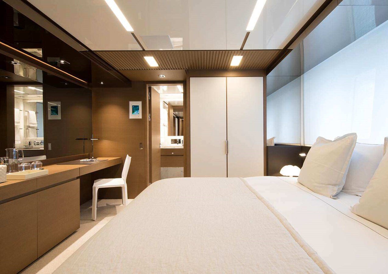 2017-sanlorenzo-170-8-90a9fb