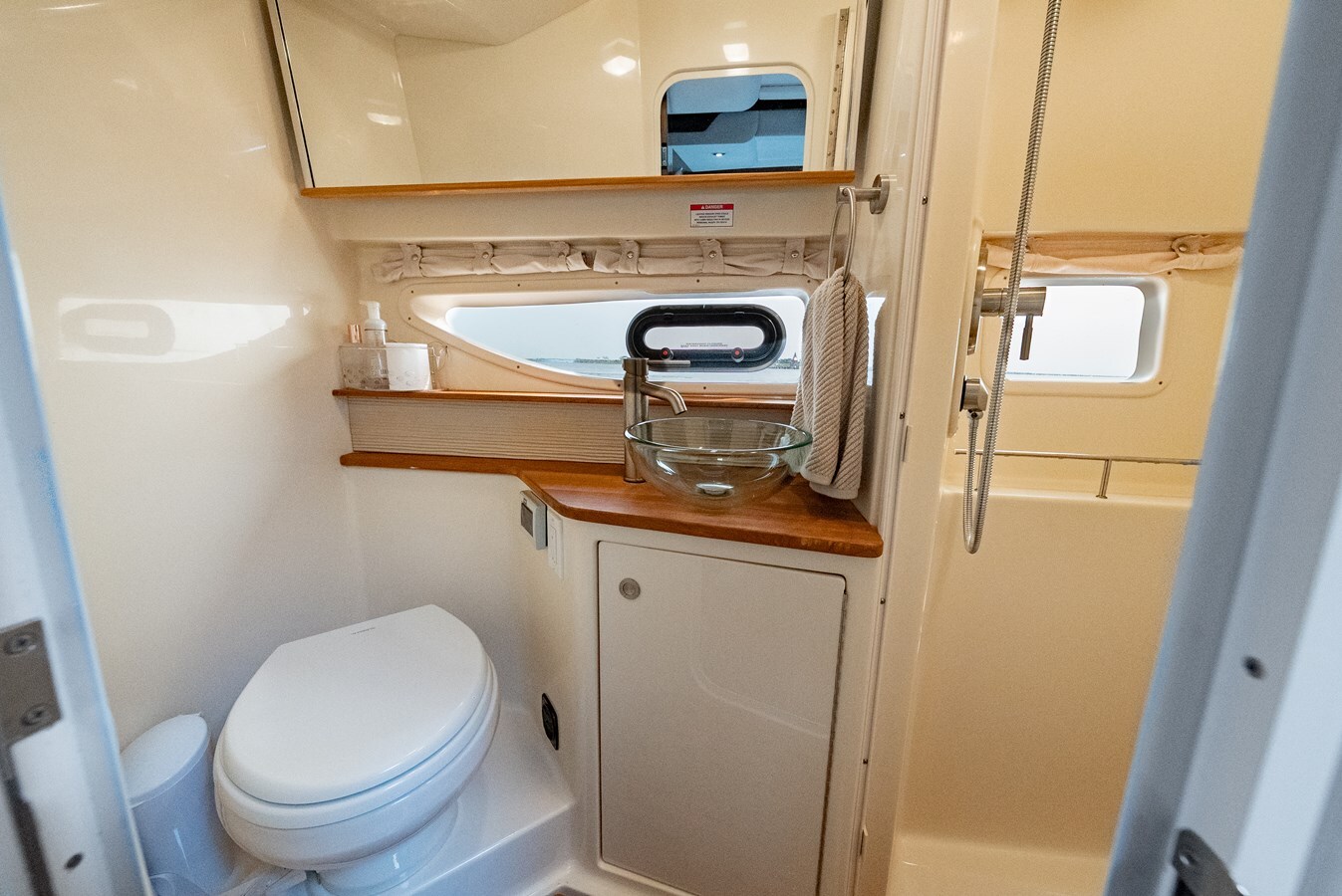 2017-sea-ray-35-635982