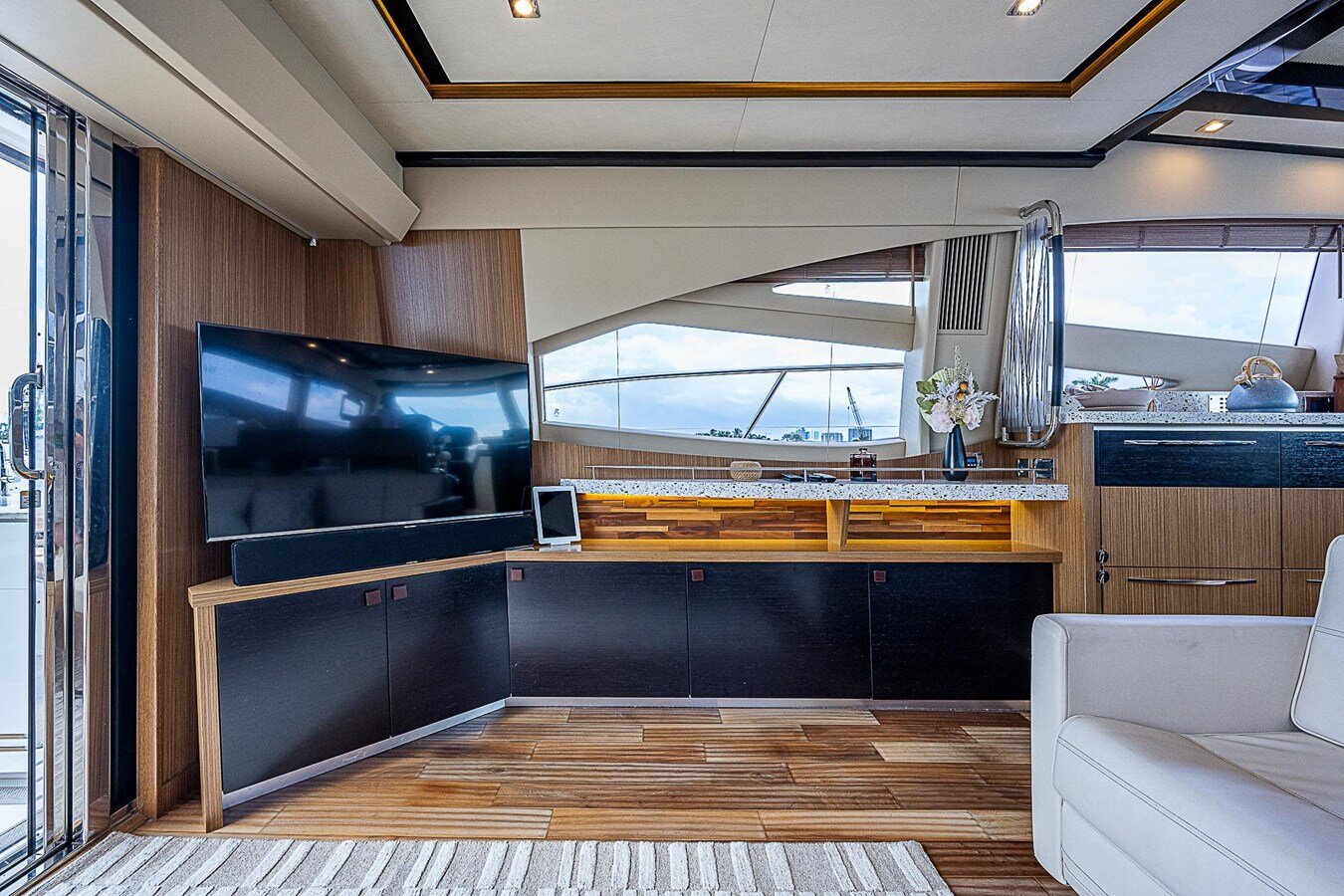 2017-sea-ray-58-10-684a2f