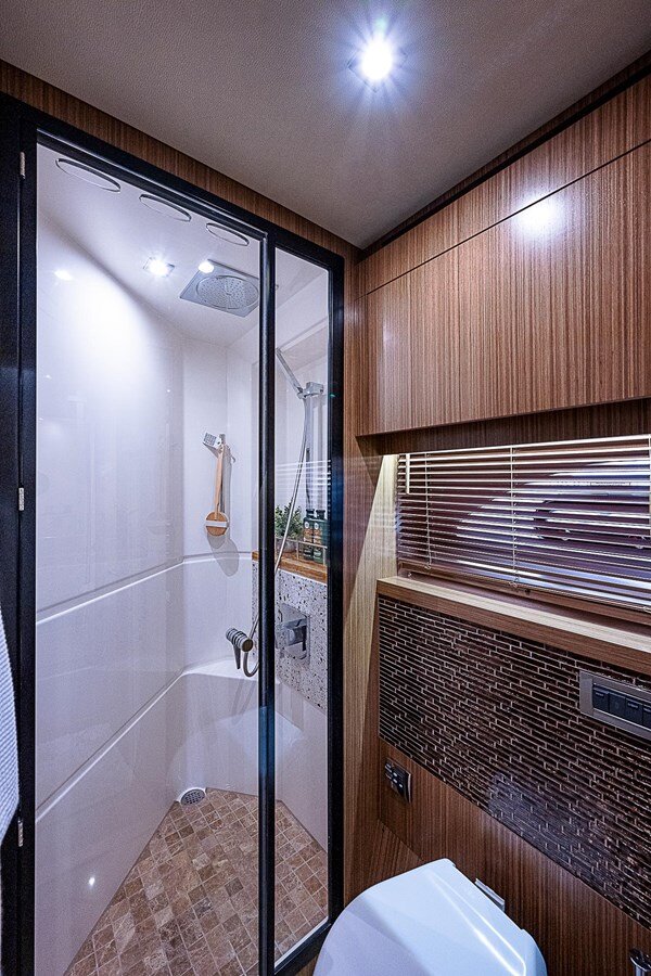 2017-sea-ray-58-10-684a2f