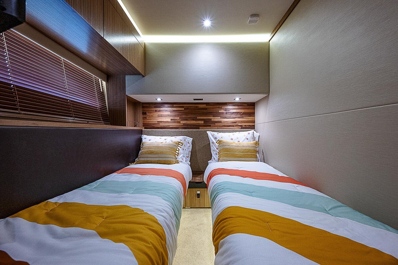 2017-sea-ray-58-10-684a2f