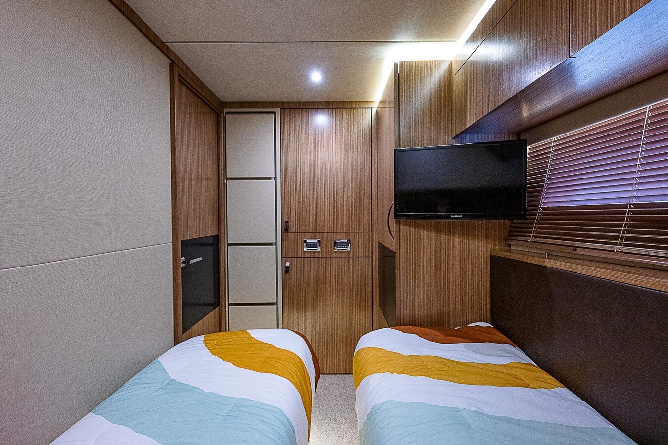 2017-sea-ray-58-10-684a2f