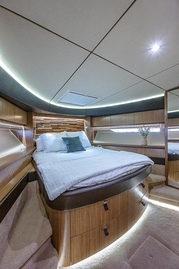 2017-sea-ray-58-10-684a2f