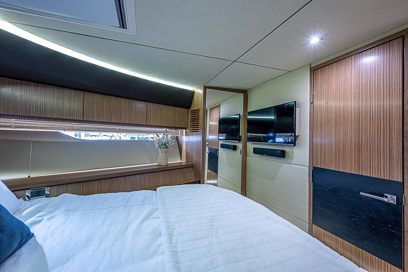 2017-sea-ray-58-10-684a2f