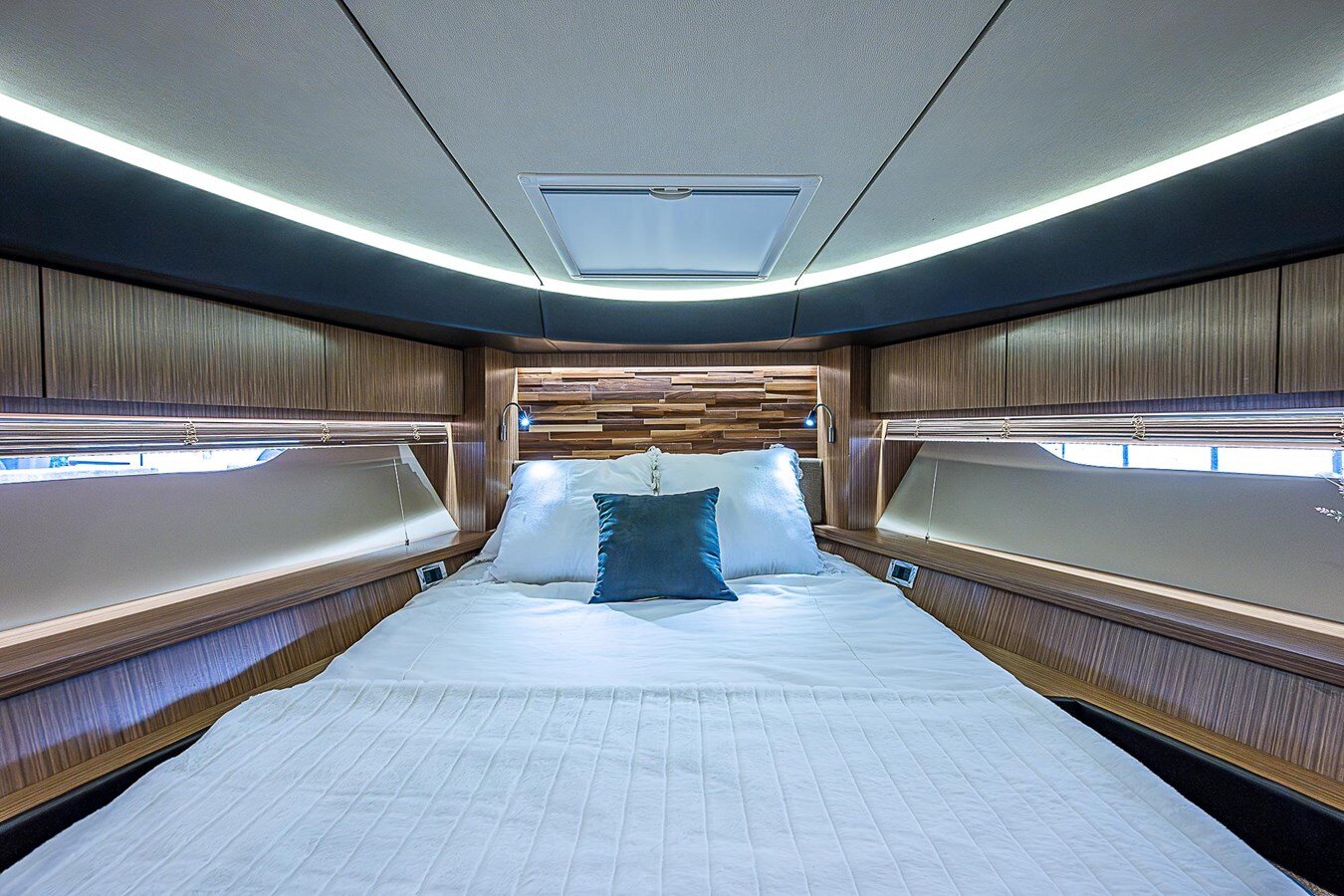 2017-sea-ray-58-10-684a2f