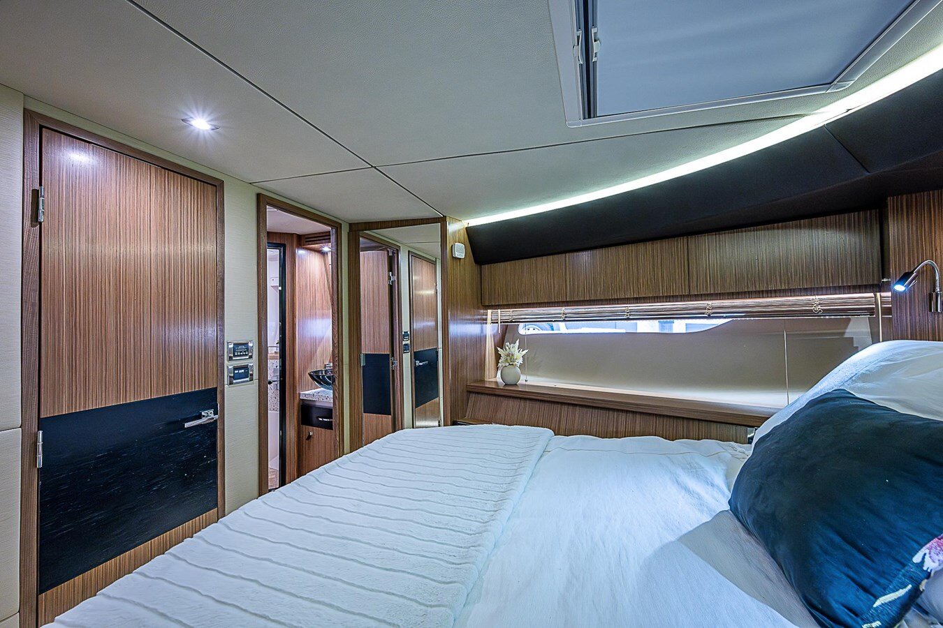 2017-sea-ray-58-10-684a2f