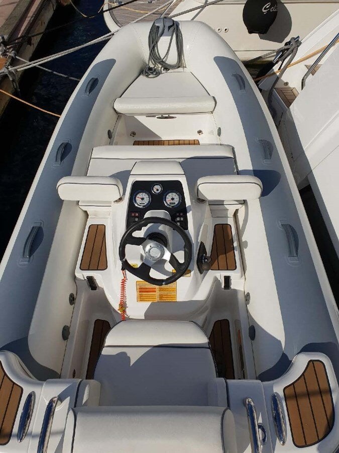 2017-sunseeker-68-4-9615b7