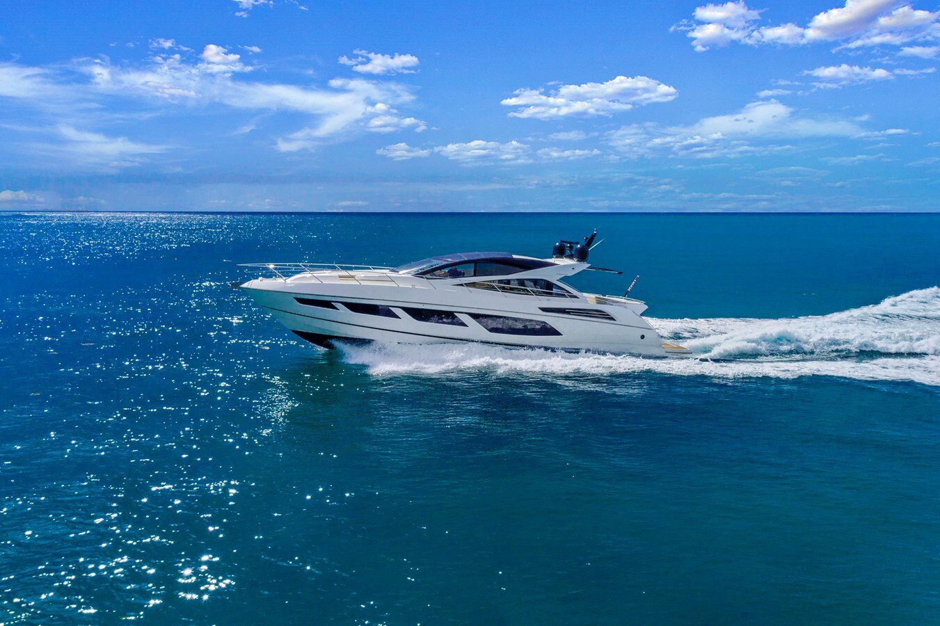 2017-sunseeker-68-f88208