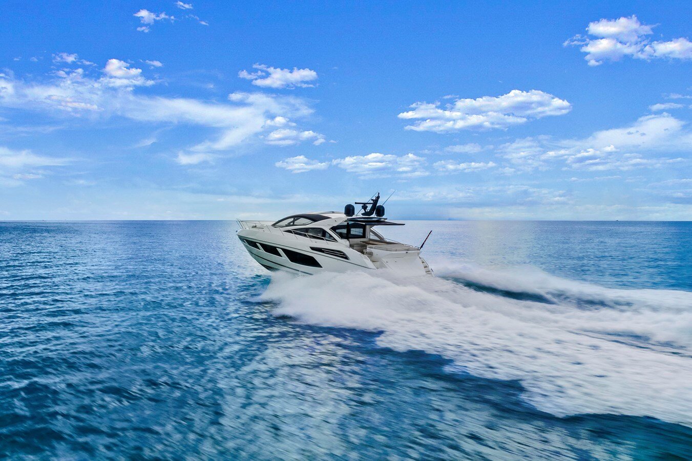 2017-sunseeker-68-f88208