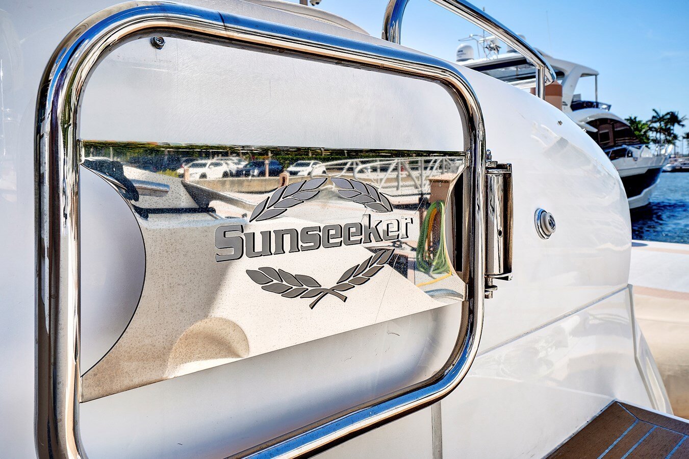 2017-sunseeker-68-5e5dc9