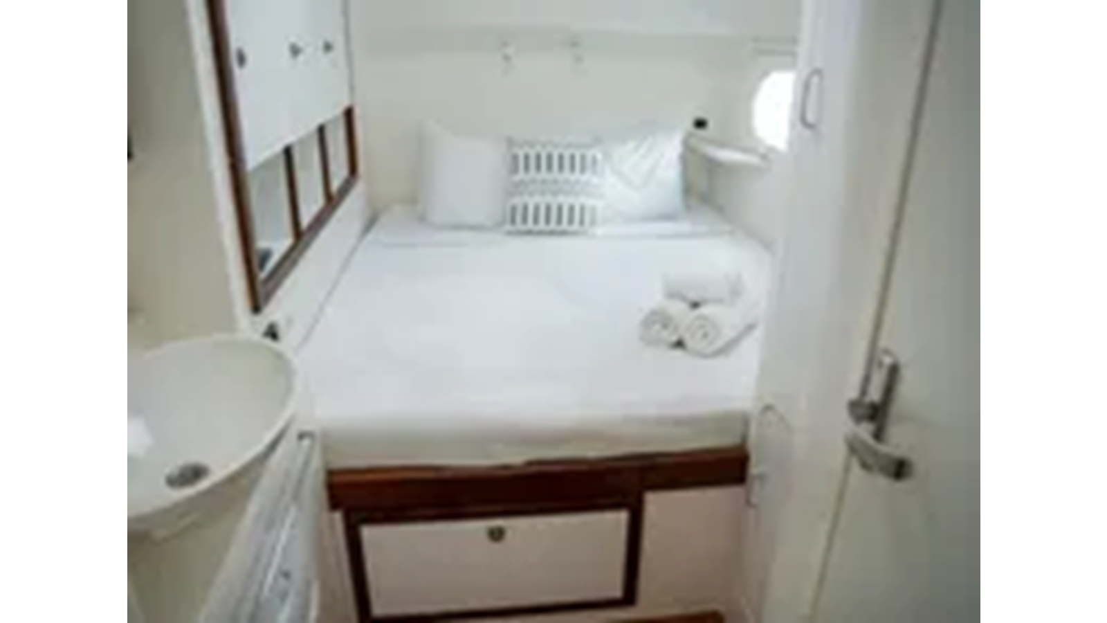 2017-voyage-yachts-50-c1c2b5