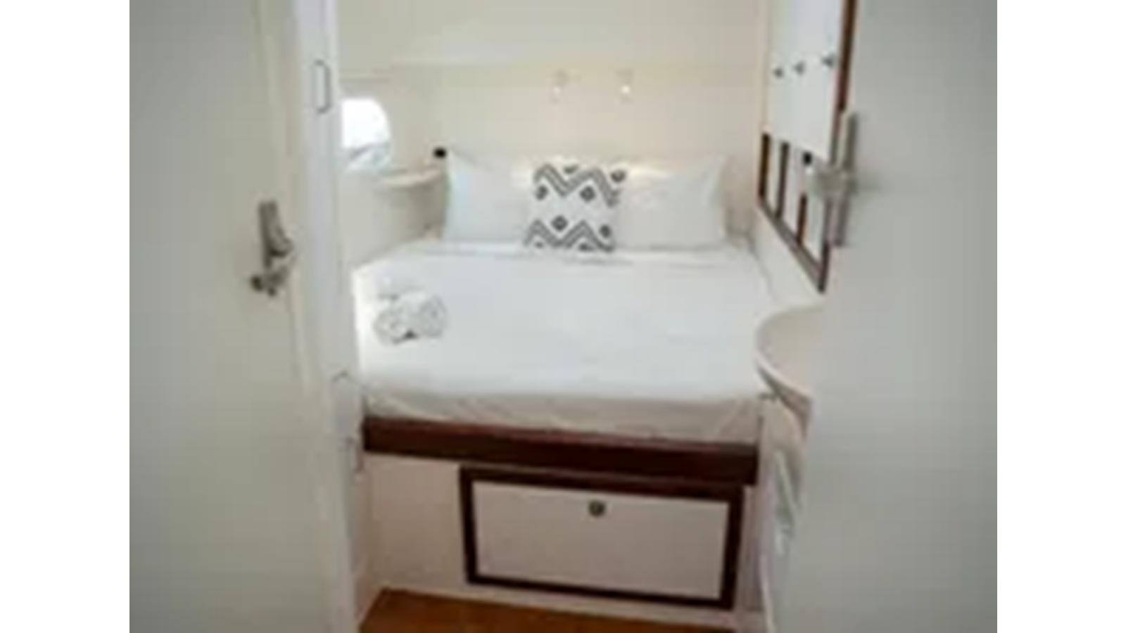 2017-voyage-yachts-50-c1c2b5