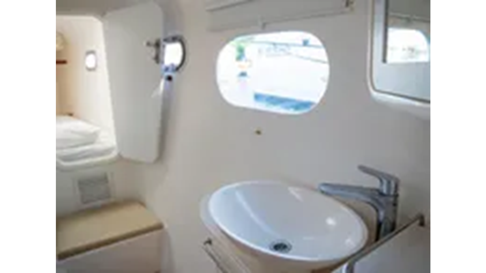 2017-voyage-yachts-50-c1c2b5