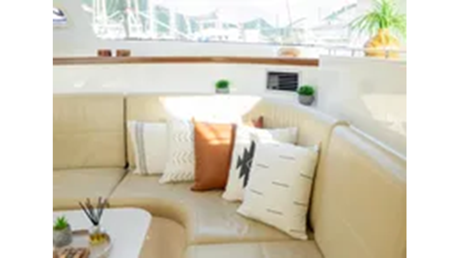 2017-voyage-yachts-50-c1c2b5