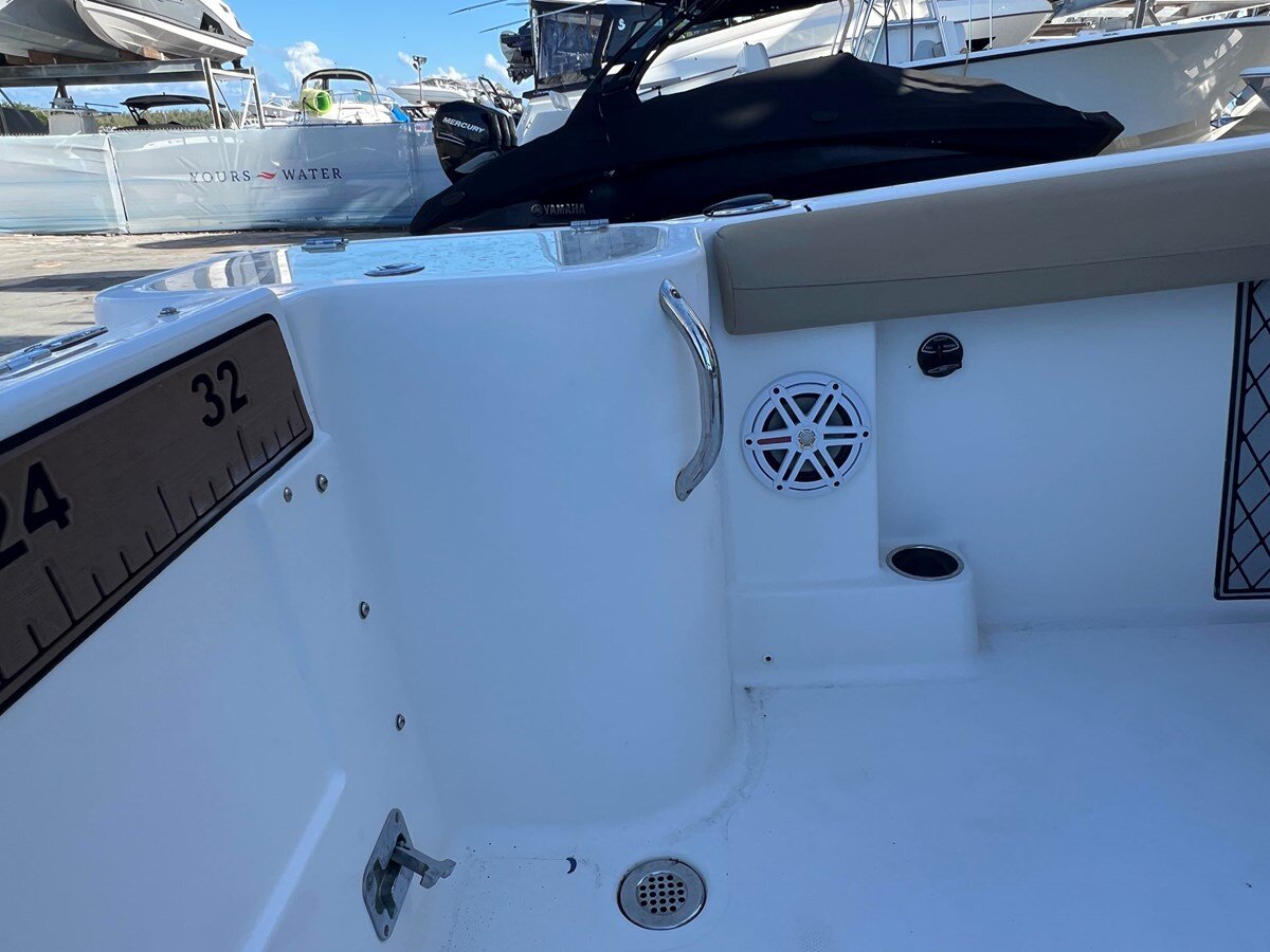 2017-wellcraft-24-b808cc