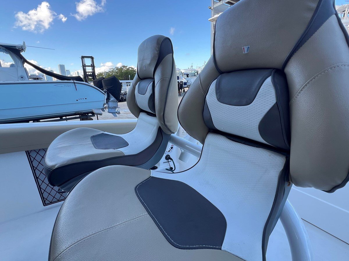 2017-wellcraft-24-b808cc