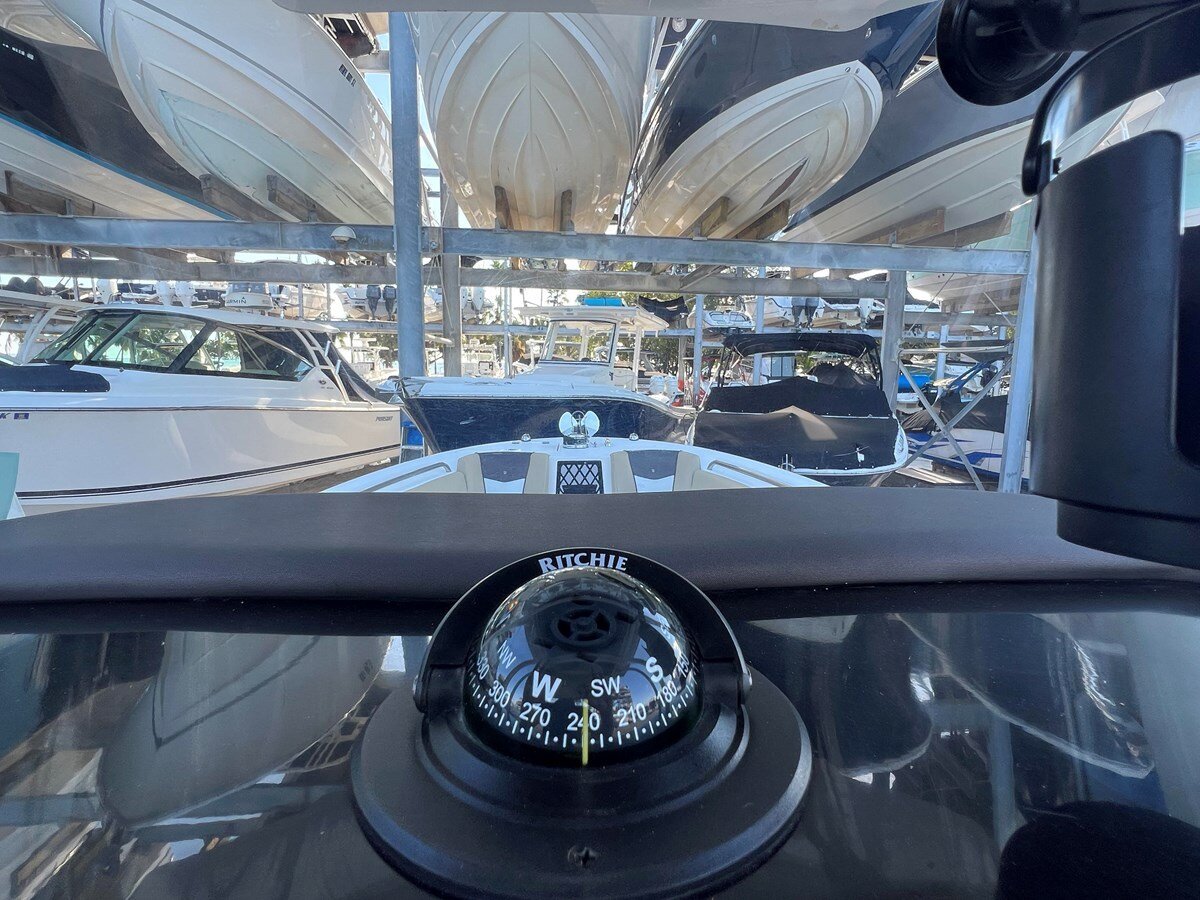 2017-wellcraft-24-b808cc