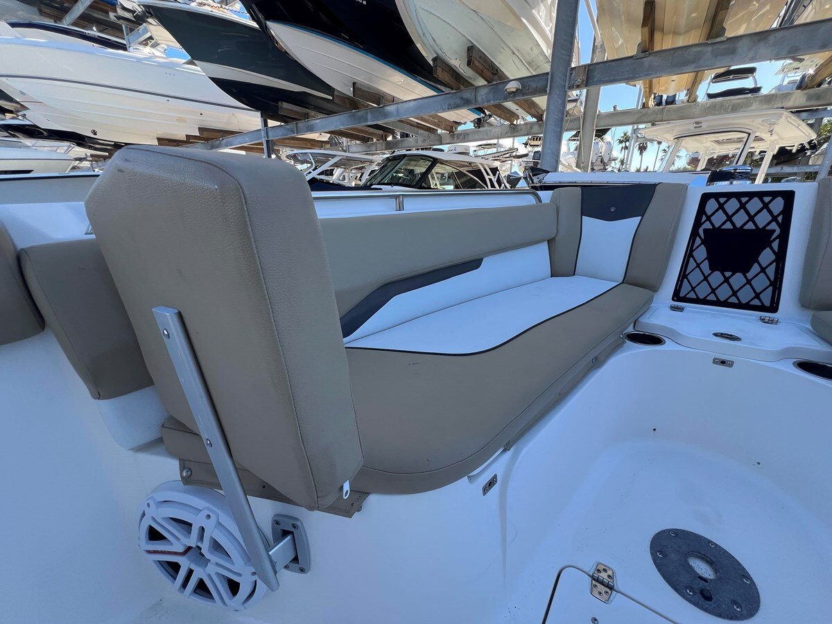 2017-wellcraft-24-b808cc