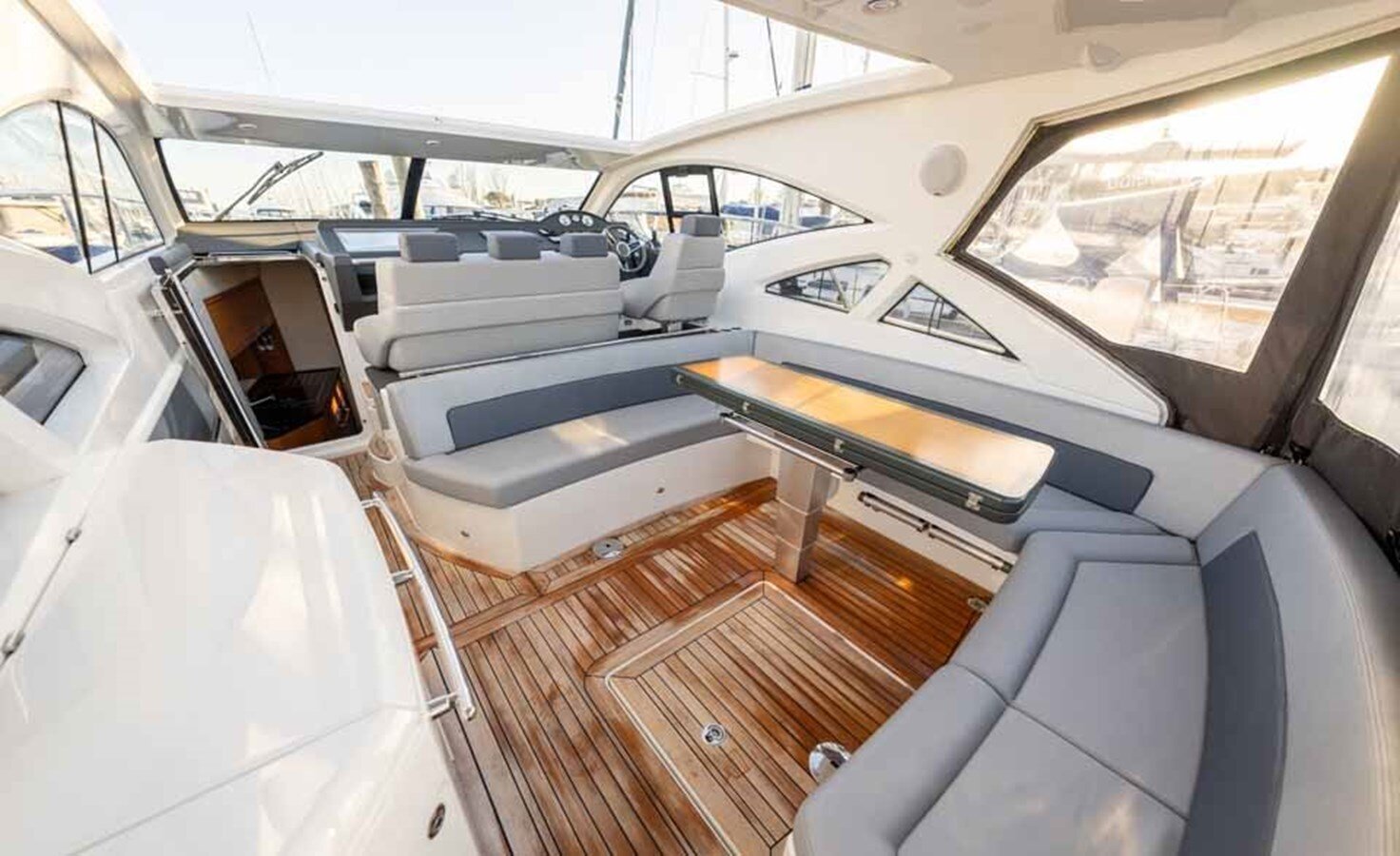 2017-windy-boats-46-5-6d16c7