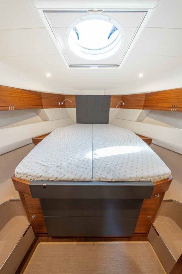 2017-windy-boats-46-5-6d16c7