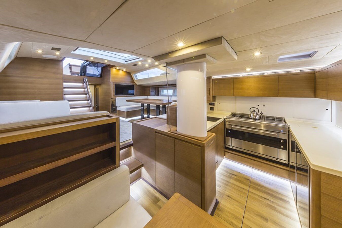 2018 ADVANCED ITALIAN YACHTS 78' 9