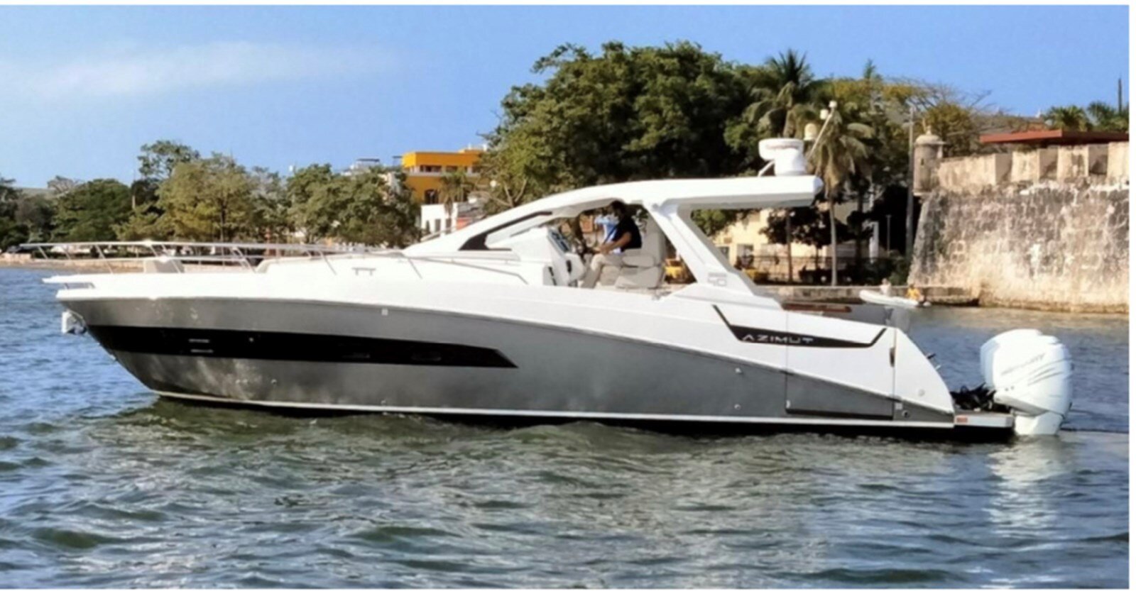 2018-azimut-yachts-40-e83a75