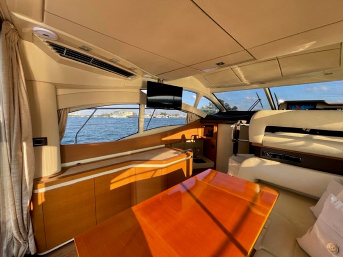 2018-azimut-yachts-42-638d21