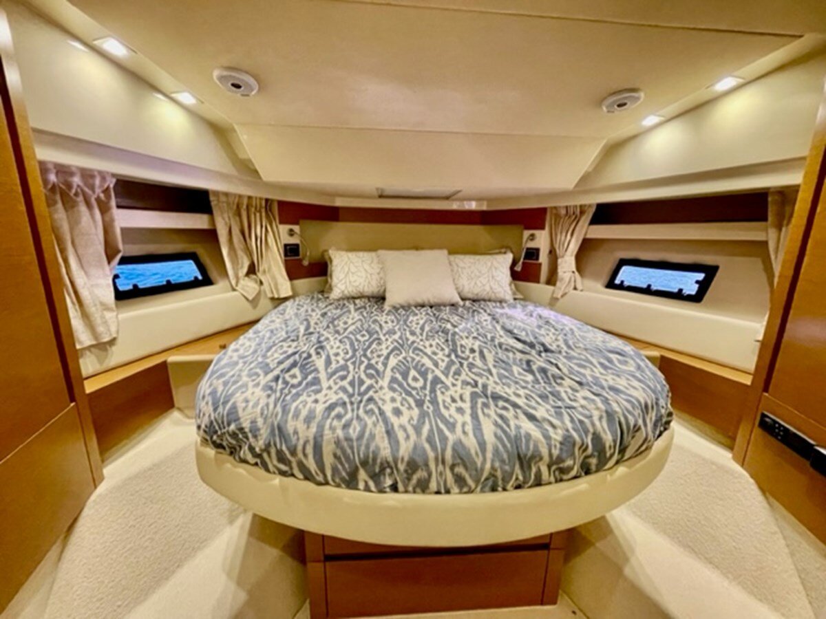 2018-azimut-yachts-42-638d21