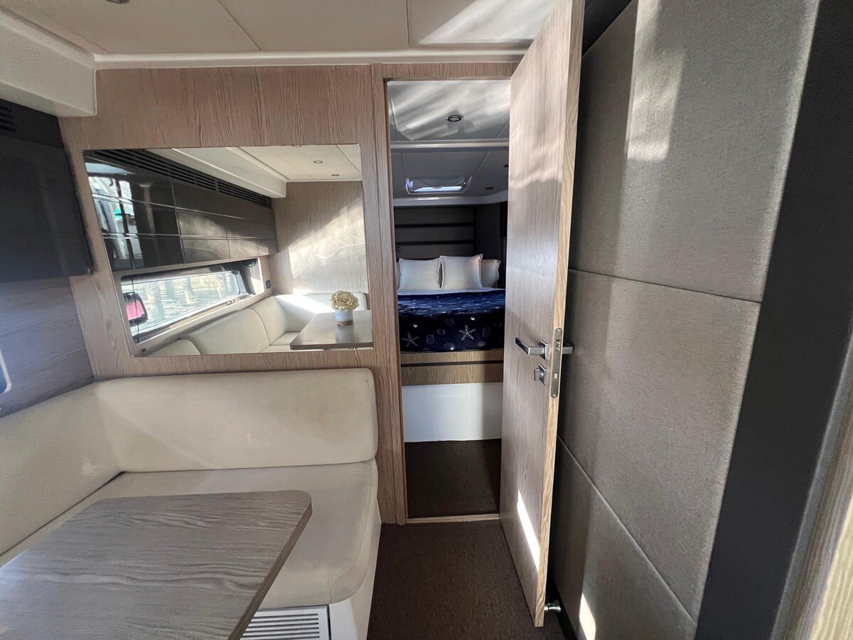 2018-azimut-yachts-43-22b2ea