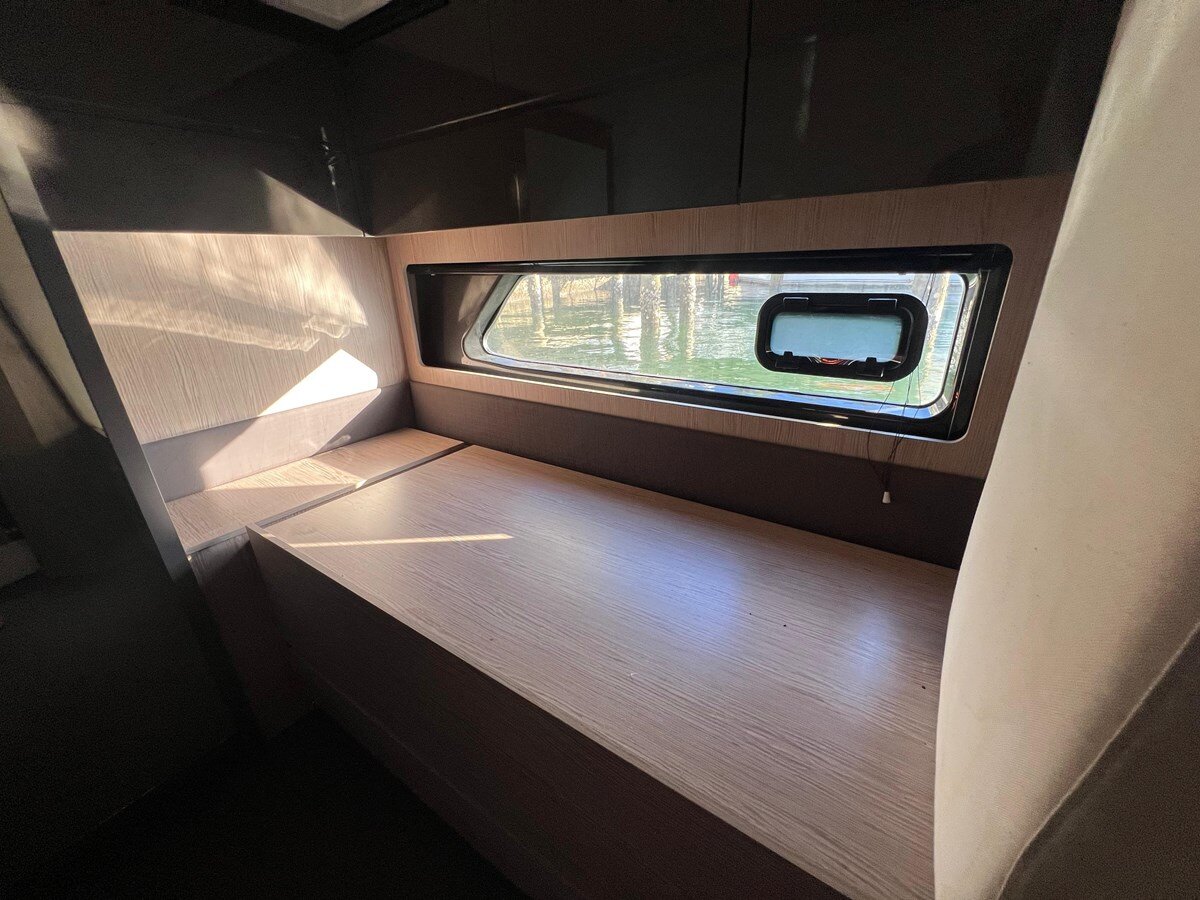 2018-azimut-yachts-43-22b2ea