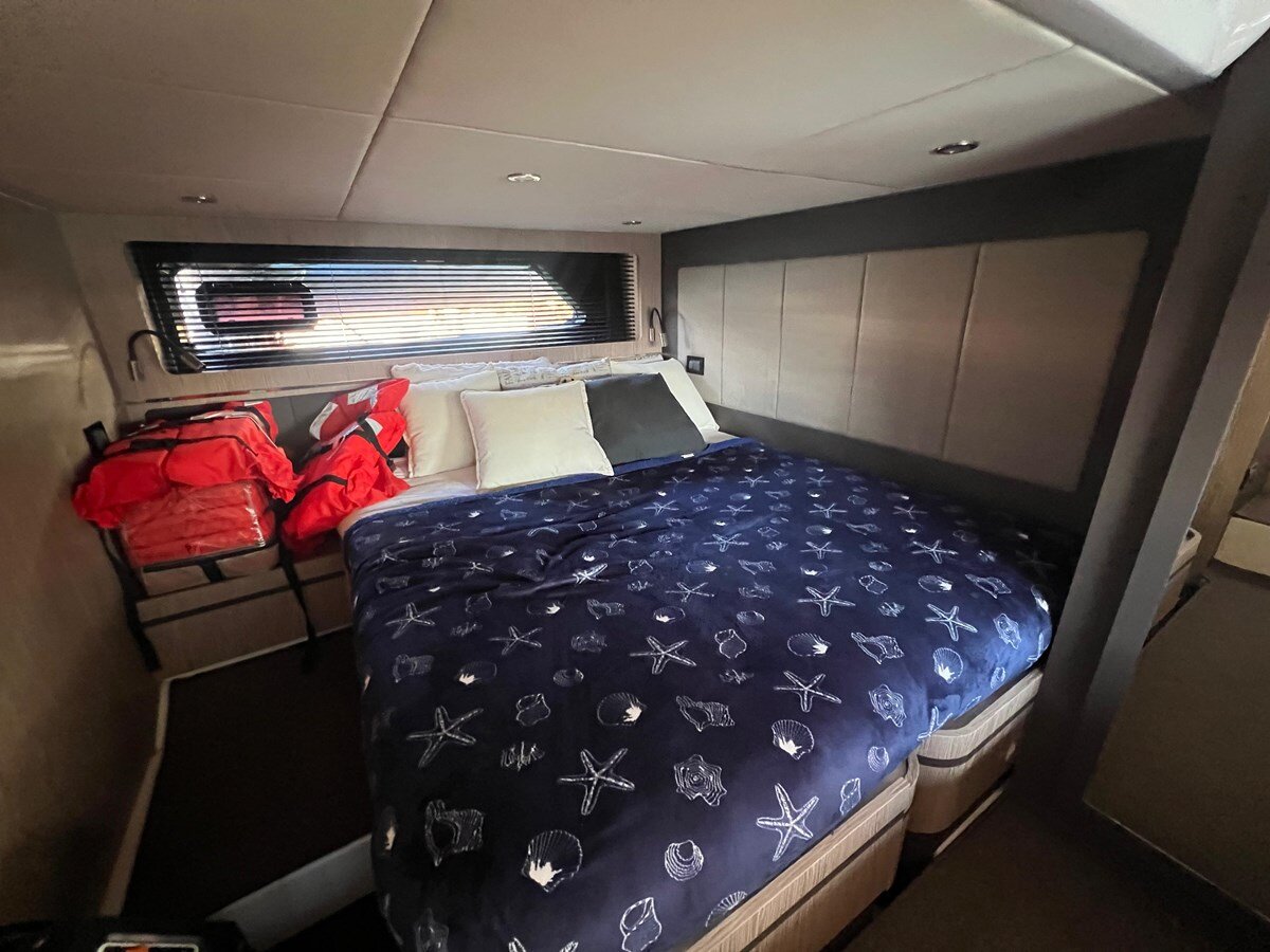 2018-azimut-yachts-43-22b2ea