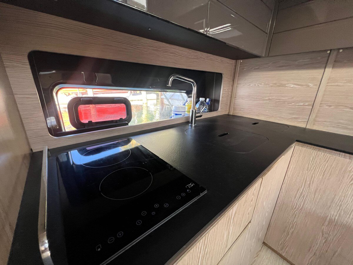 2018-azimut-yachts-43-22b2ea