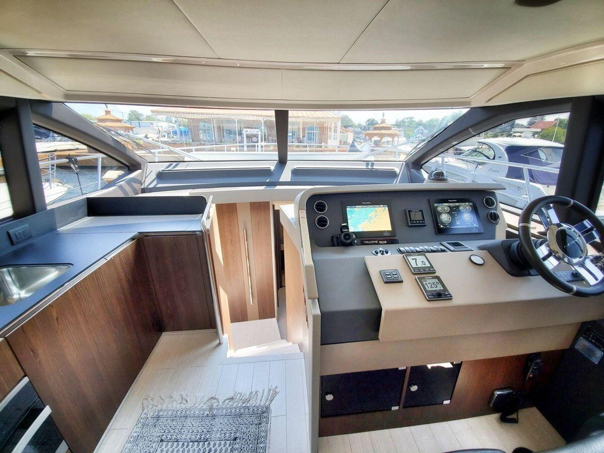 2018-azimut-yachts-50-bade82