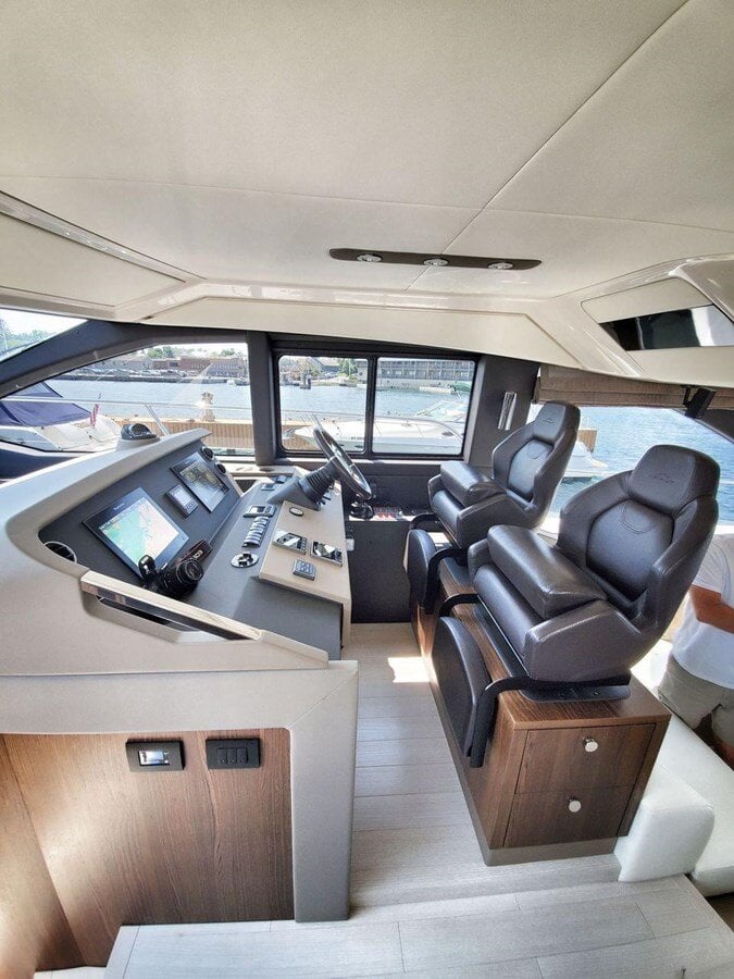 2018-azimut-yachts-50-bade82