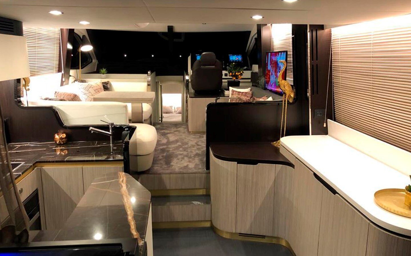 2018-azimut-yachts-55-6-367a2b