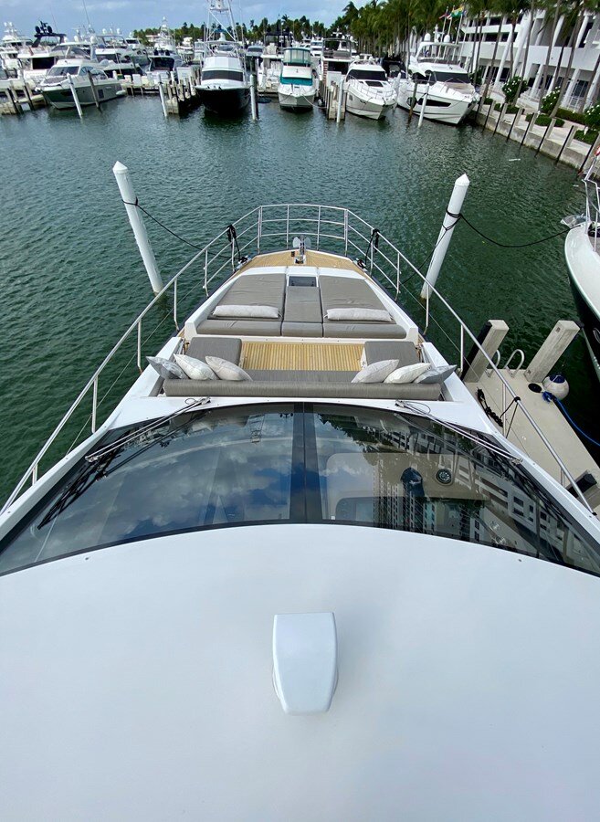 2018-azimut-yachts-66-421ea0