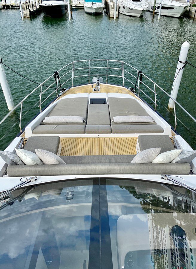 2018-azimut-yachts-66-421ea0