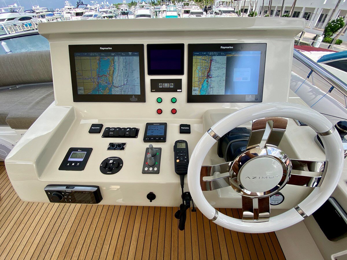 2018-azimut-yachts-66-421ea0