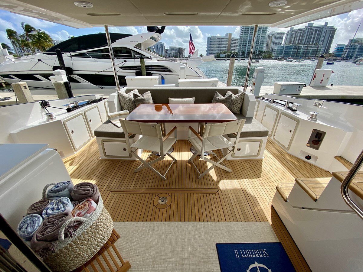 2018-azimut-yachts-66-421ea0