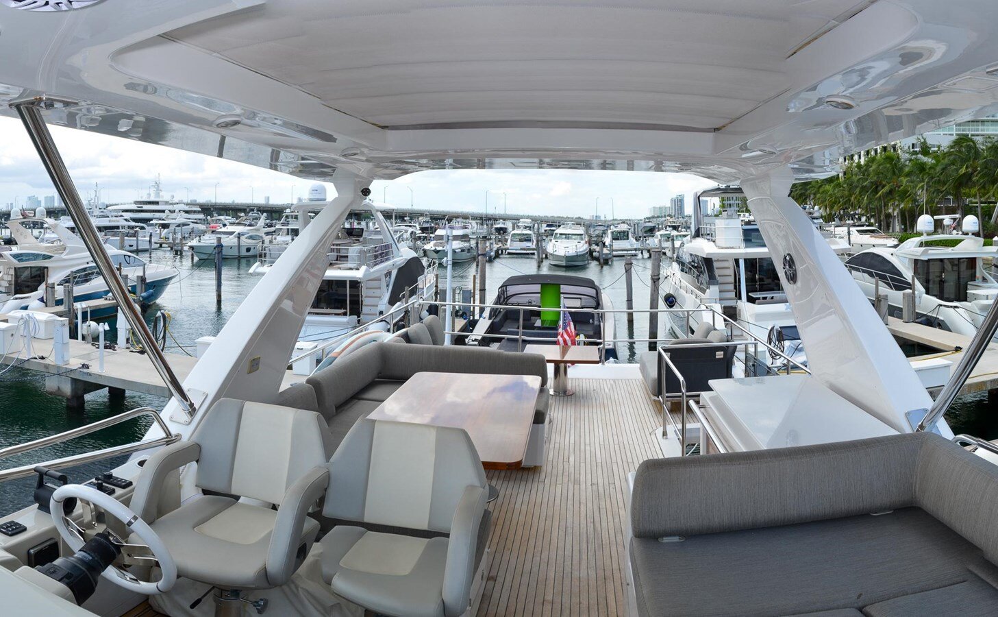 2018-azimut-yachts-66-a3e722