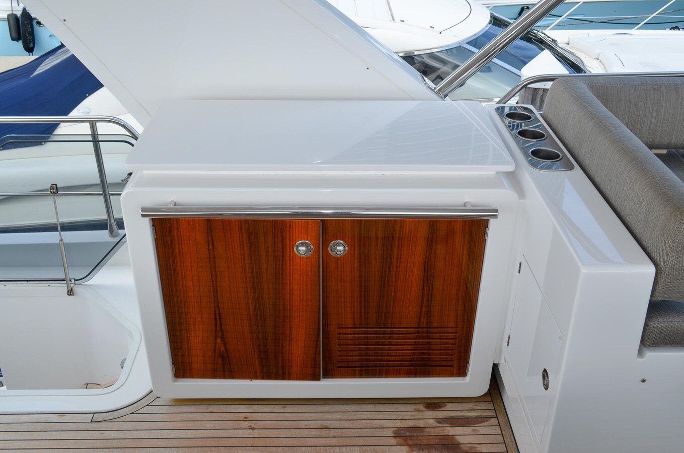 2018-azimut-yachts-66-a3e722