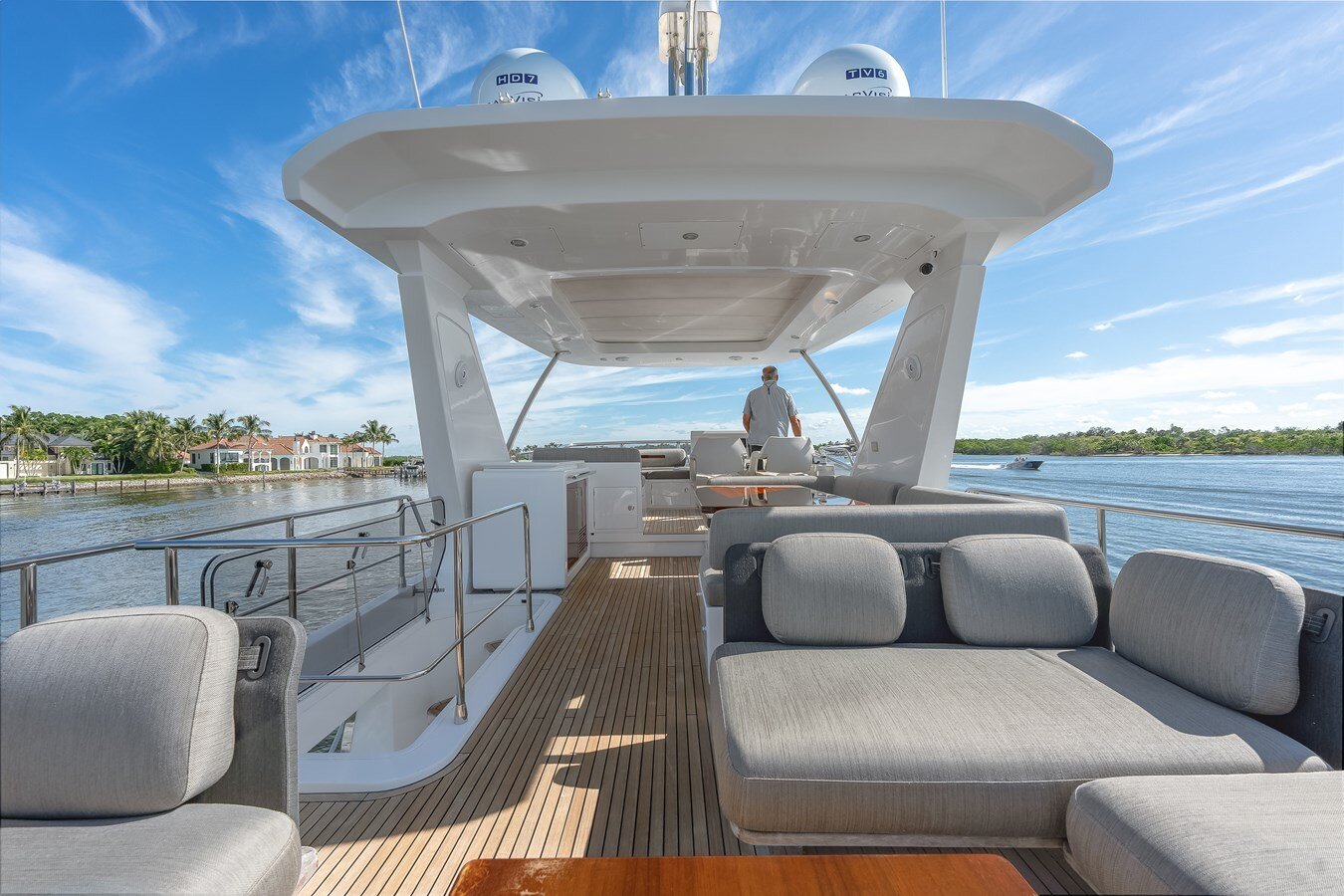 2018-azimut-yachts-68-3-08e85e